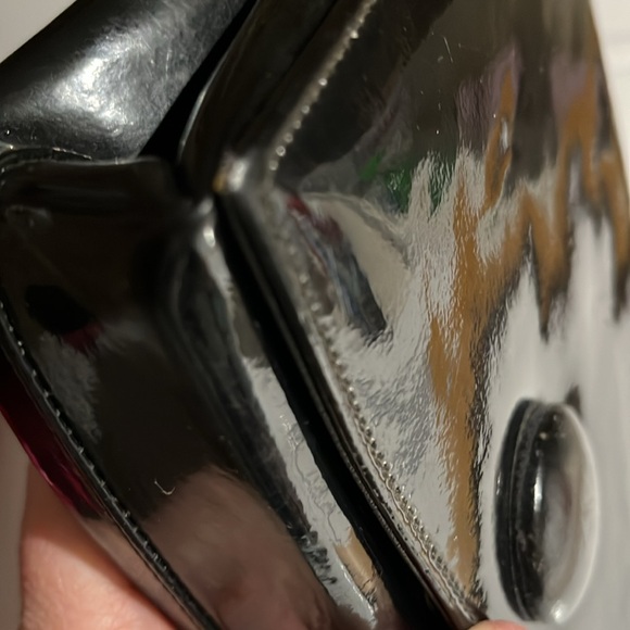 Vintage patent leather Canadian handbag 8”x5” - Picture 6 of 6